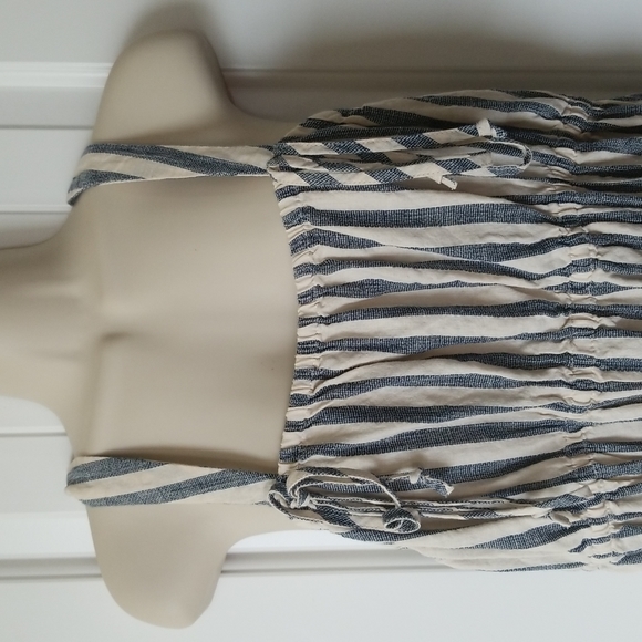 NWT Universal Thread top - Picture 2 of 5